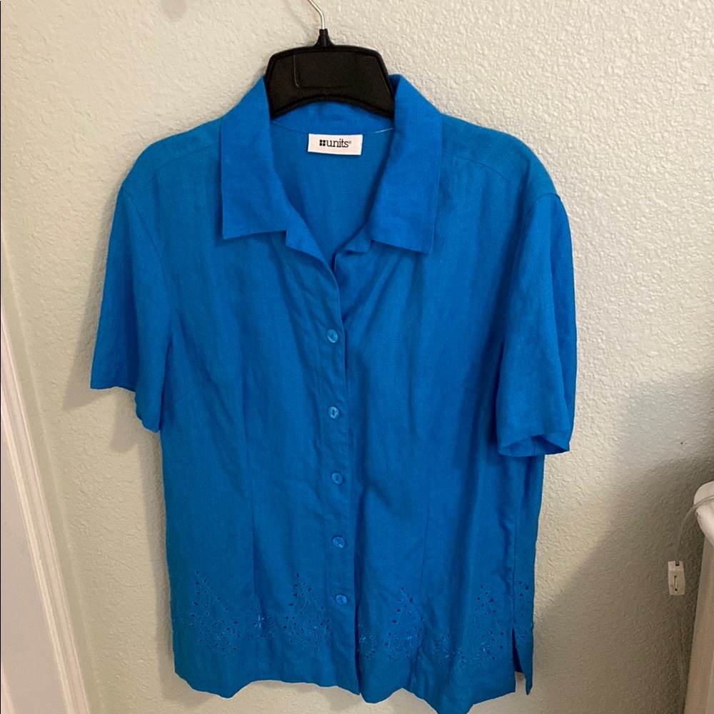 Blue Short Sleeve Notched Collar Button Down Blouse